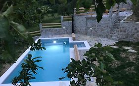 Farmhouse Cvetje